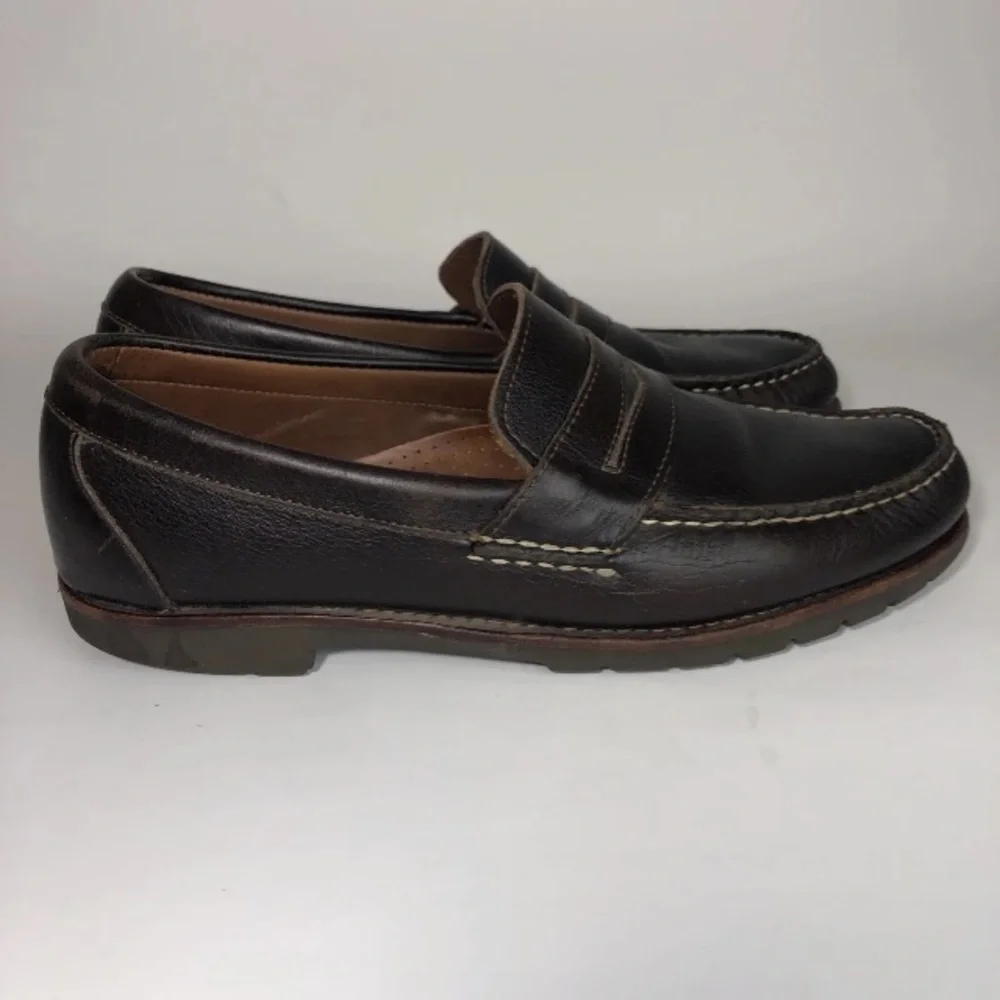 Allen Edmonds 10.5 B Hampton penny Loafer Lug slip on Shoe Narrow brown